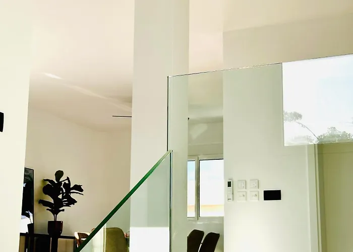 فيلة Margarita Ocean View And Private Heated Pool أذيخي