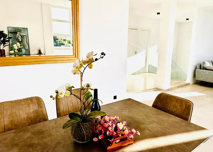 Margarita Ocean View And Private Heated Pool 아데제