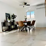 Вилла Margarita Ocean View And Private Heated Pool Адехе